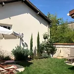 Studio Maisonnette Avec Jardin, Nancy Thermal, Artem